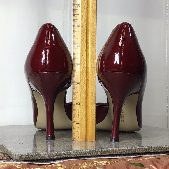 Anne Klein ‘Christa’ Burgundy Patent Leather Point Toe D’Orsay Heels Sz 10 - Picture 4 of 11